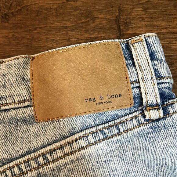 Rag & Bone “Vintage Bermuda Mid-Rise Short”, size 26 - Picture 8 of 9